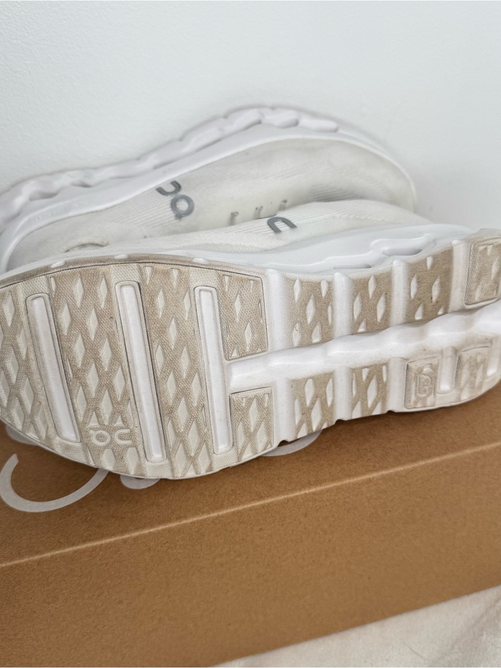 On x Loewe White Knit Runner Sneakers with Subtle Silver Anagram - Picture 5 of 10